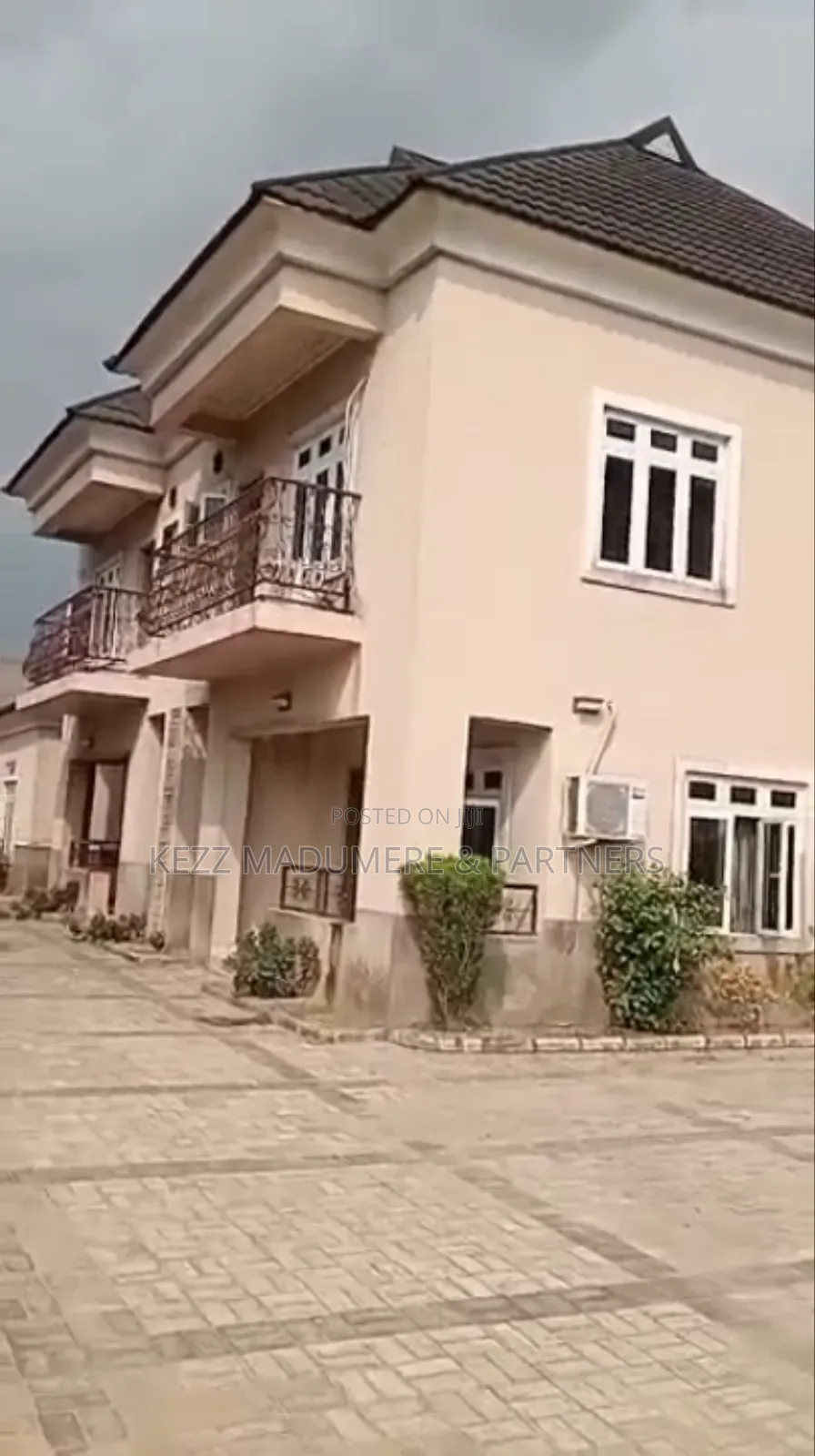 2bdrm Duplex in Rumukurushi , Port, Rumuokwurusi for sale in Rumuokwurusi