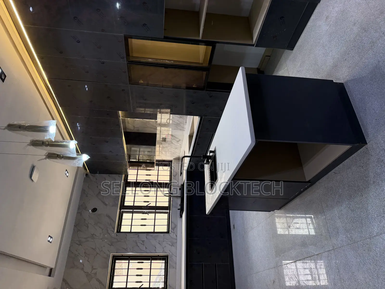 7bdrm Duplex in Asokoro for sale in Asokoro