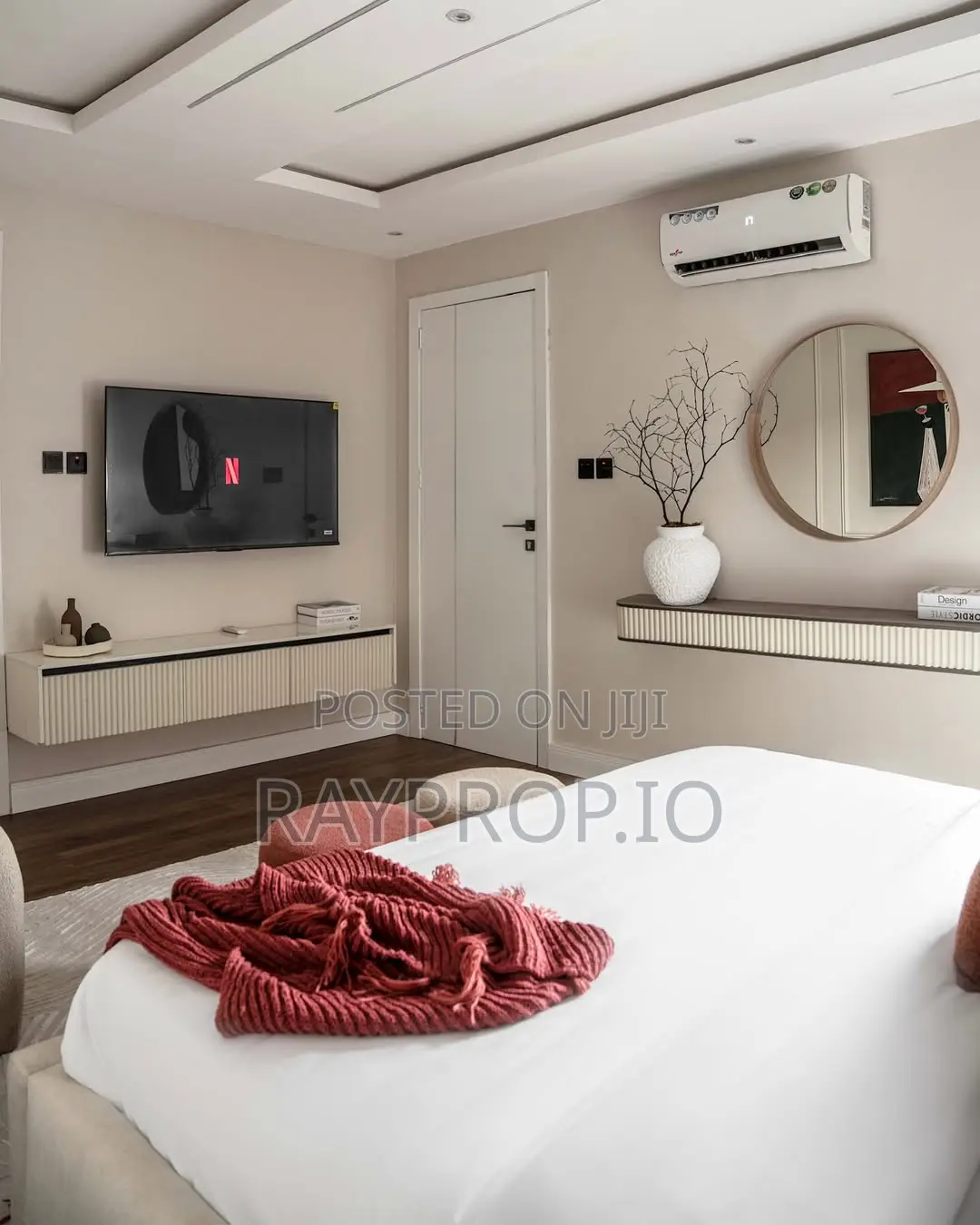 060136nv - 1 Bedroom Shortlet in Lekki Phase 1 in Lekki Phase 1