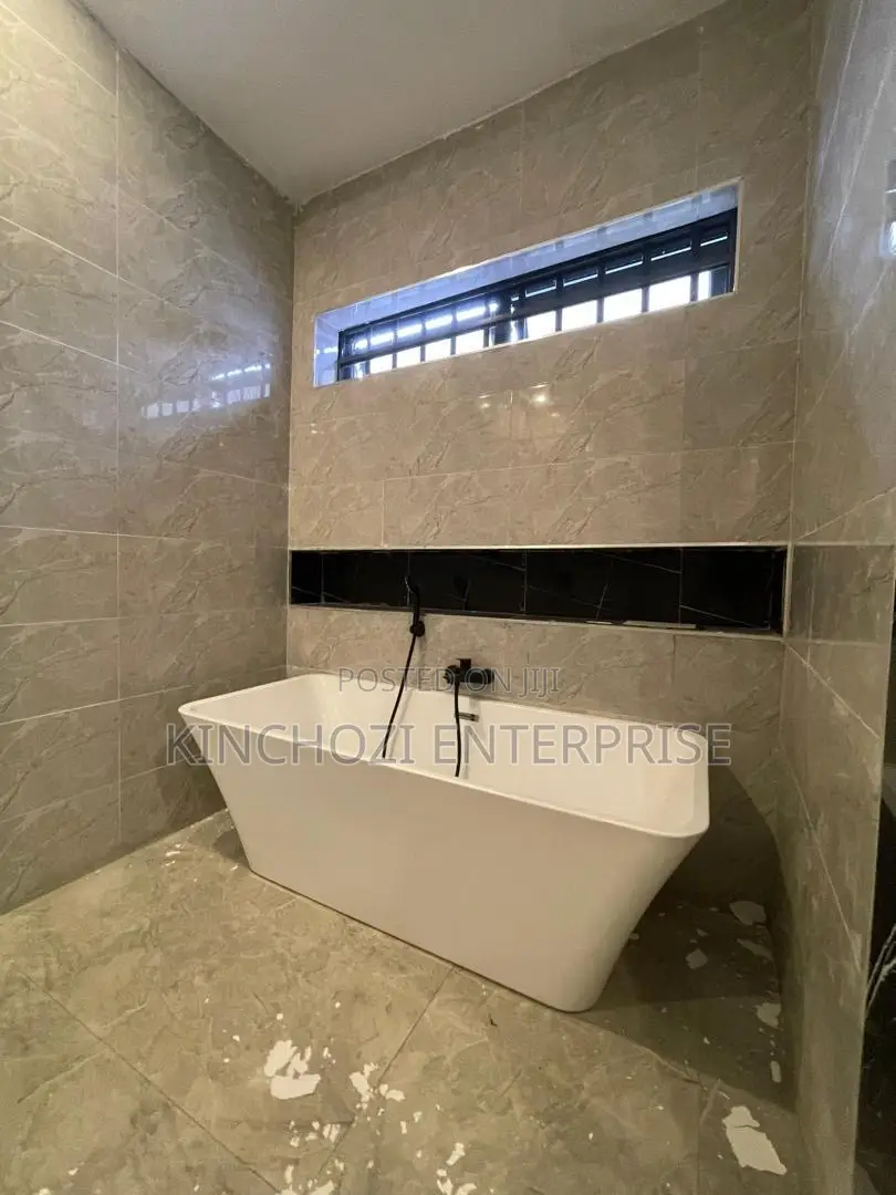 3bdrm Duplex in Rockvale Manors, Zone B for rent in Zone B