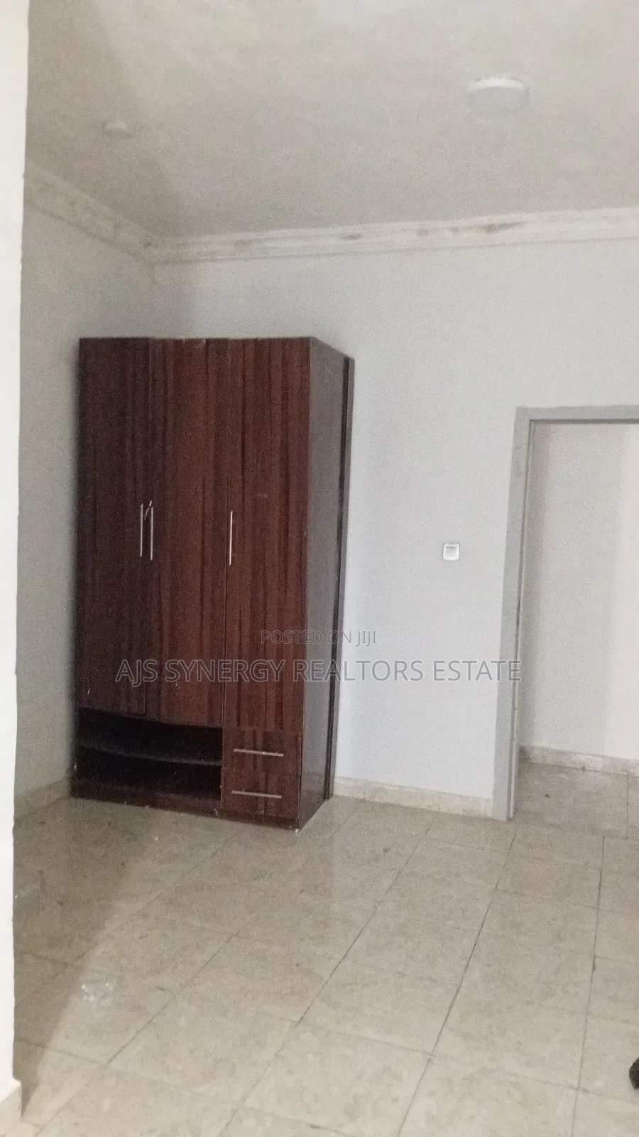 3bdrm Apartment in Chevron for rent in Chevron
