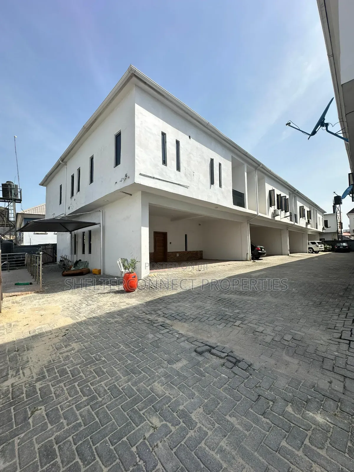 4bdrm Duplex in Off Lekki-Epe Expressway for rent in Off Lekki-Epe Expressway