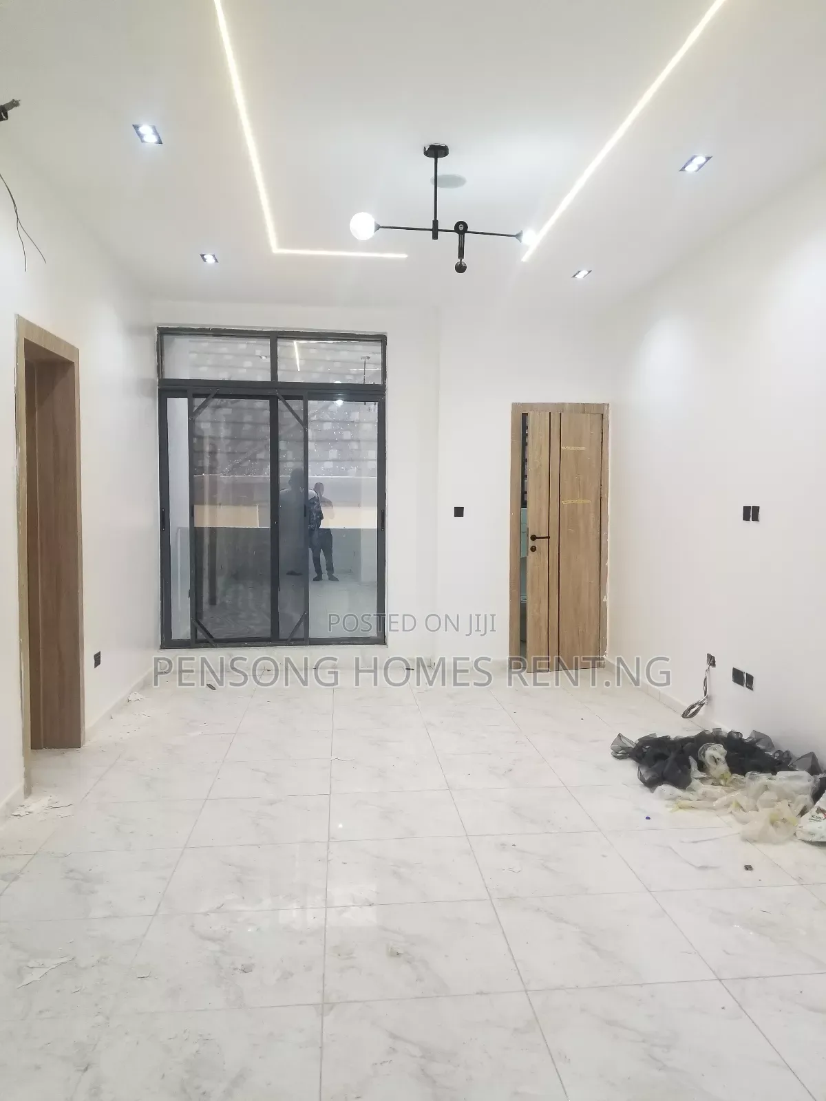 2bdrm Apartment in Ologolo, Lekki Expressway for rent in Lekki Expressway
