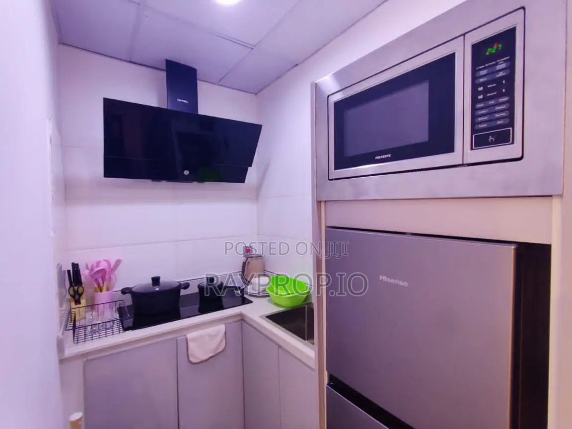 108228xu - Studio Shortlet in Wuse 2 in Wuse 2