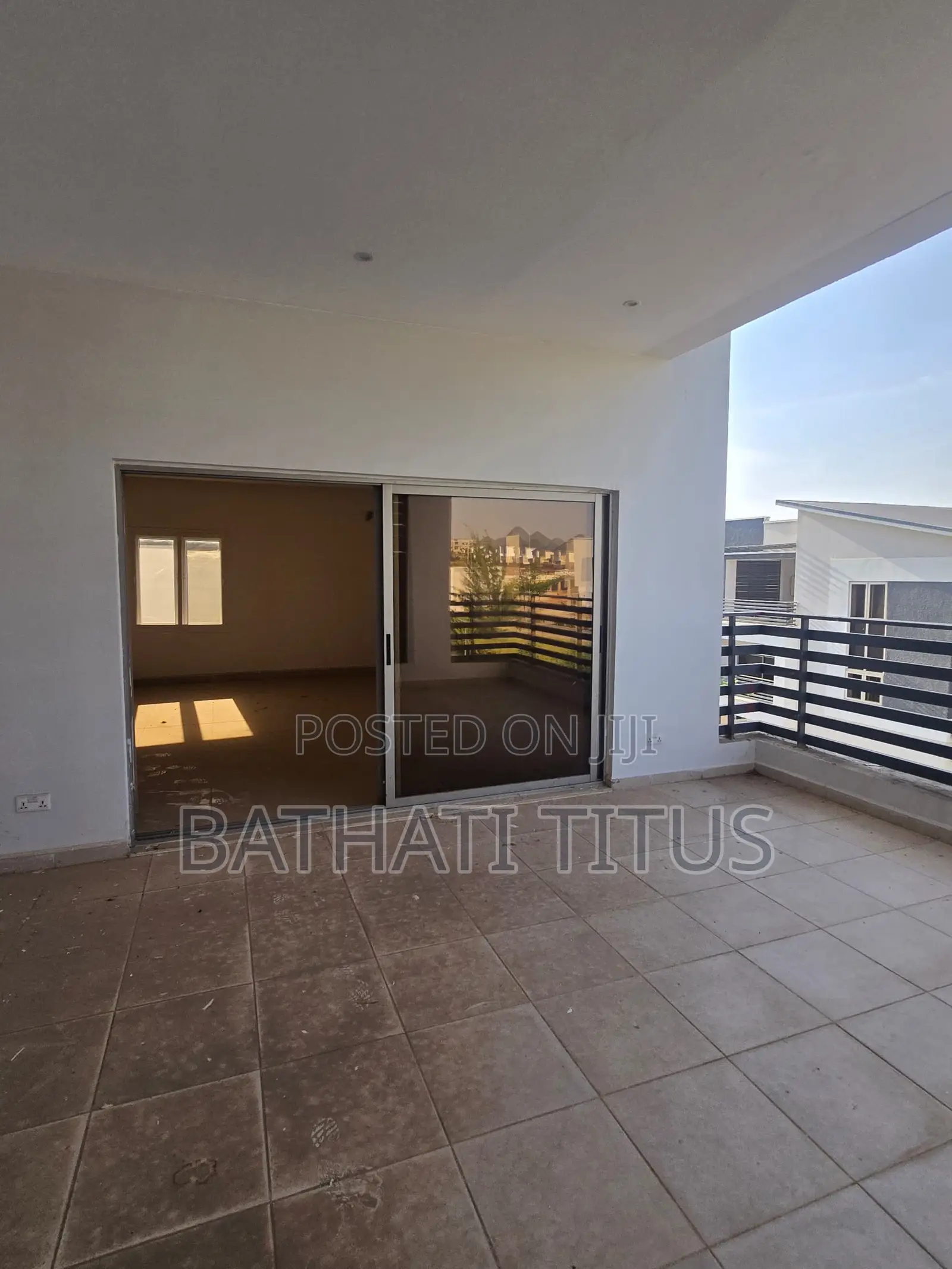 5bdrm Duplex in Life Camp for rent in Life Camp