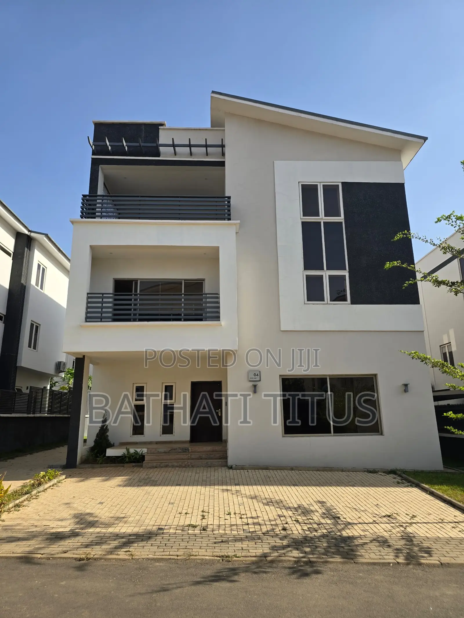 5bdrm Duplex in Life Camp for rent in Life Camp