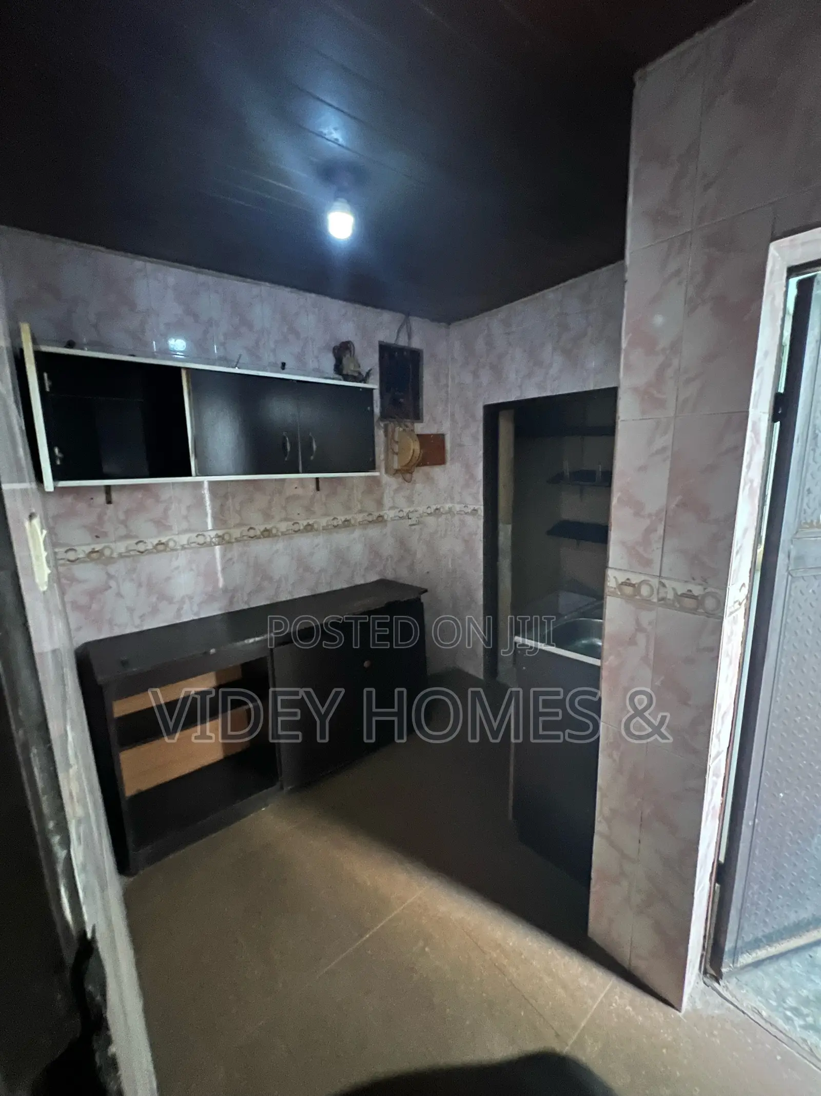 3bdrm Bungalow in Sectaria Estate, Area 1 for rent in Area 1