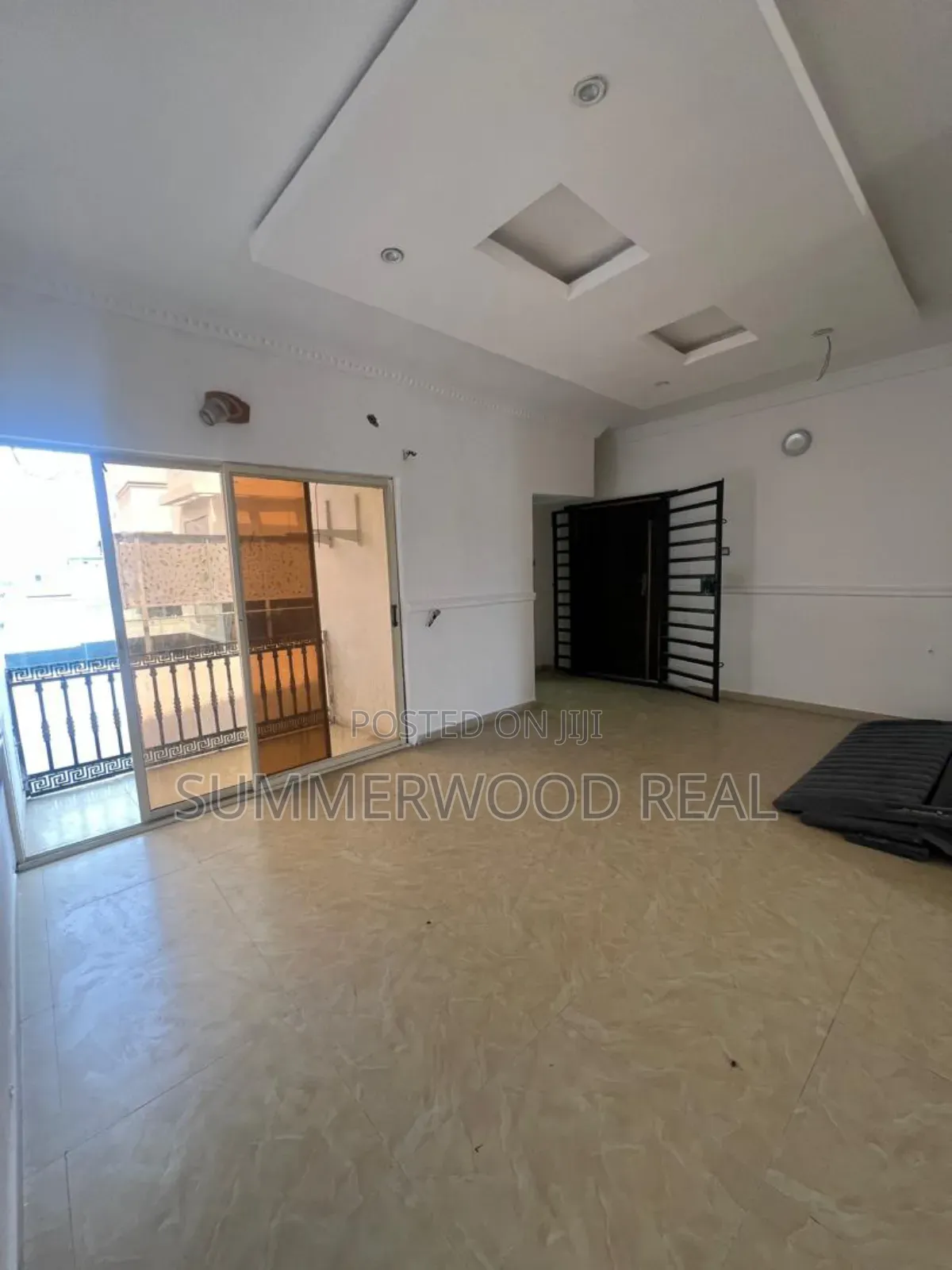 3bdrm Block of Flats in Lekki Phase 1 for rent in Lekki Phase 1