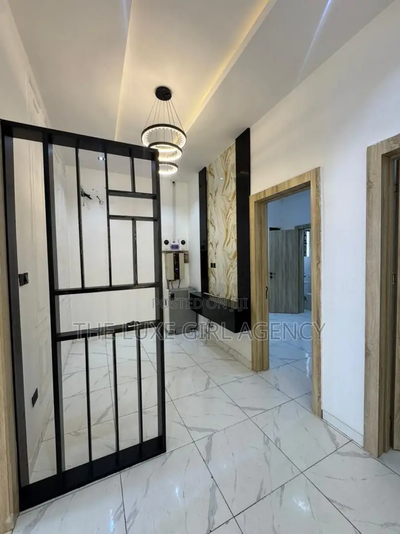 4bdrm Duplex in Orchid Estate, Lekki Expressway for rent in Lekki Expressway
