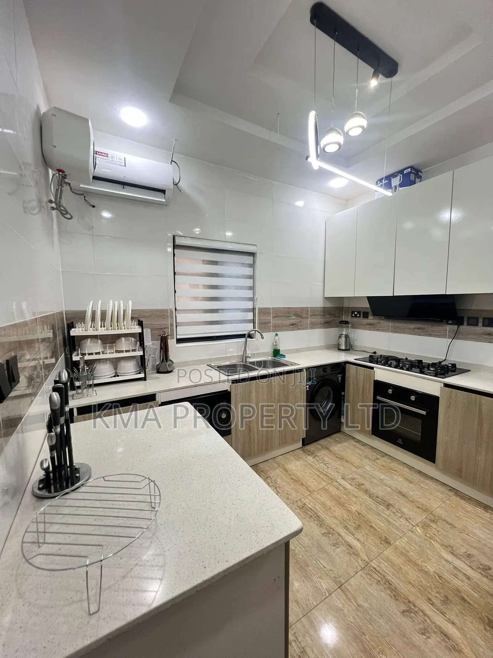 Luxurious 4 Bedroom Duplex With Swimming Pool in Ologolo