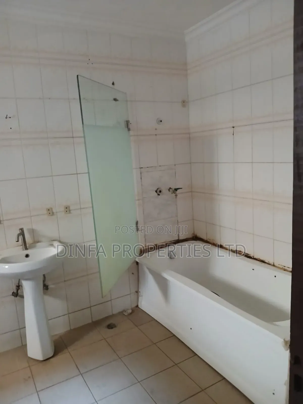 5bdrm Duplex in Lekki Phase 1 for rent in Lekki Phase 1