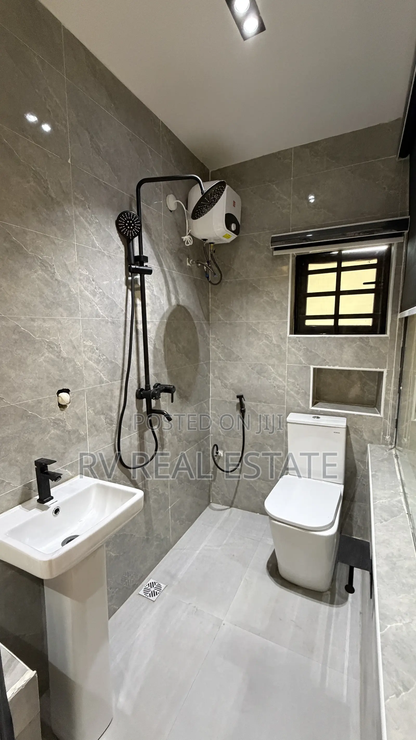 Furnished Studio Apartment in Akoka for sale in Akoka