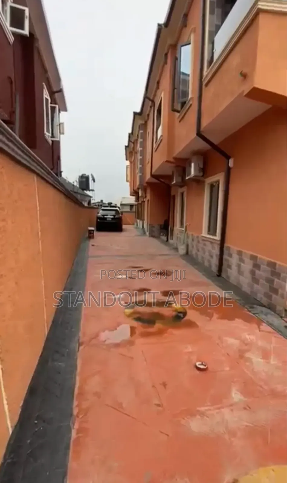 1bdrm Block of Flats in Good And Secured, Bariga / Shomolu for sale in Bariga / Shomolu