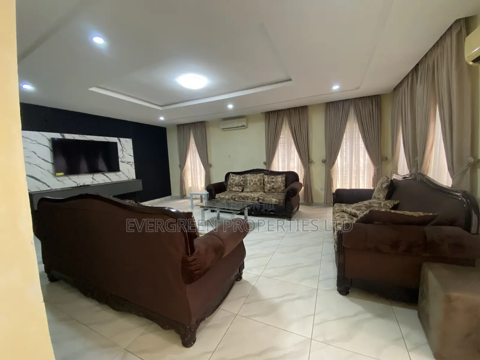 Furnished 4bdrm Duplex in Jericho for rent in Jericho