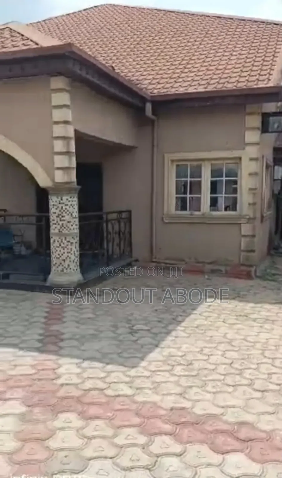 6bdrm Block of Flats in In An Estate, Iba / Ojo for sale in Iba / Ojo