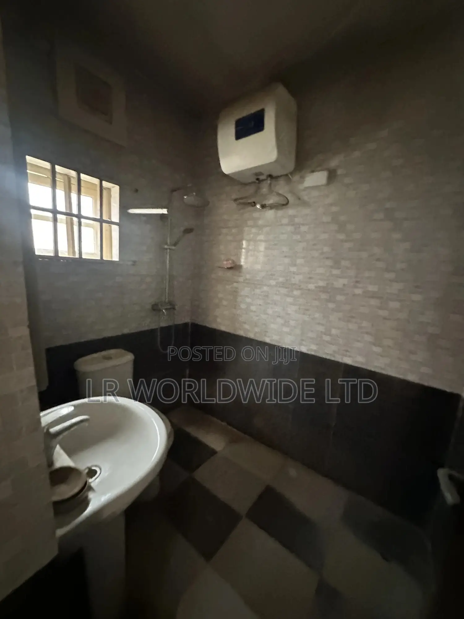 2bdrm Bungalow in Lugbe District for sale in Lugbe District