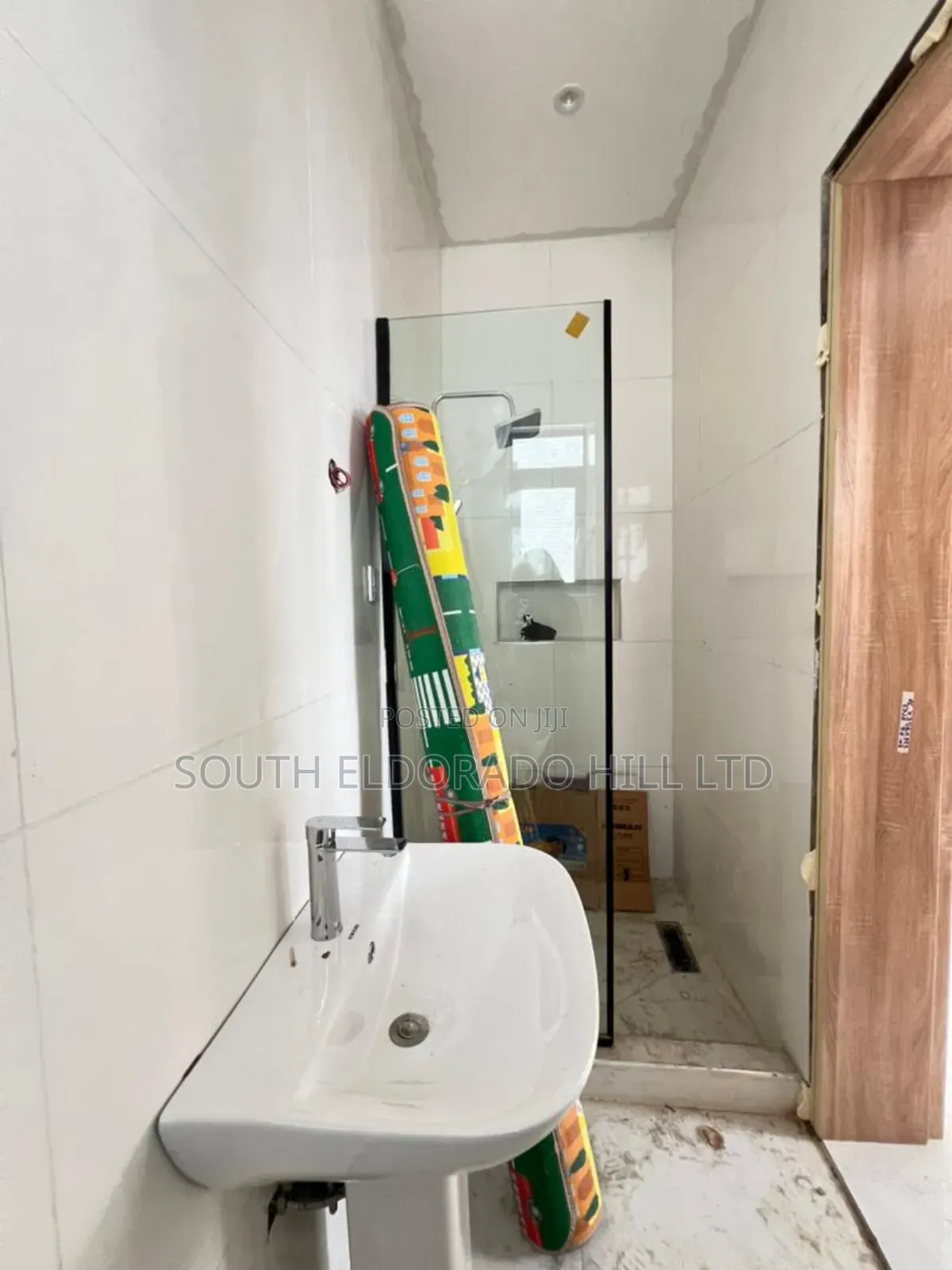 2bdrm Apartment in Ikate for sale in Ikate