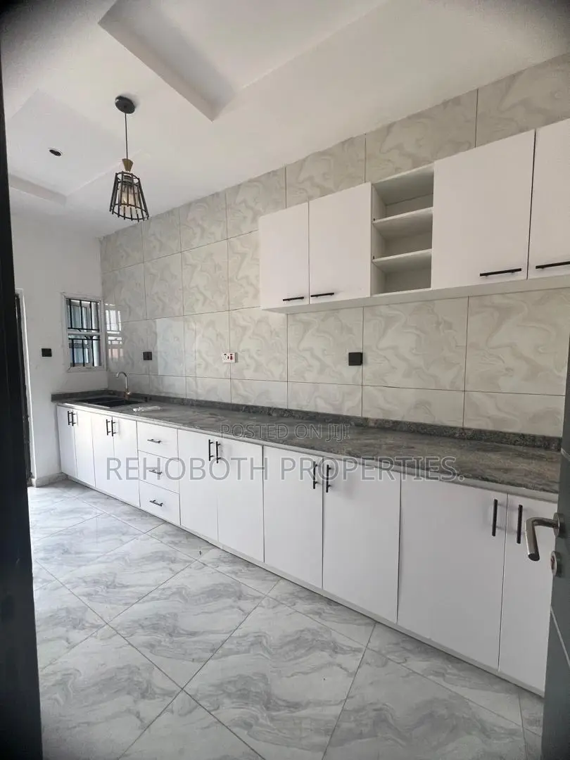 2bdrm Apartment in Promise Land Elebu, Akala Express for rent in Akala Express