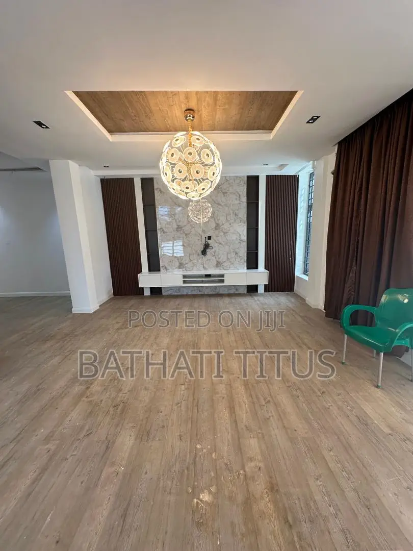 5bdrm Duplex in Zone 7 / Wuse for rent in Zone 7 / Wuse