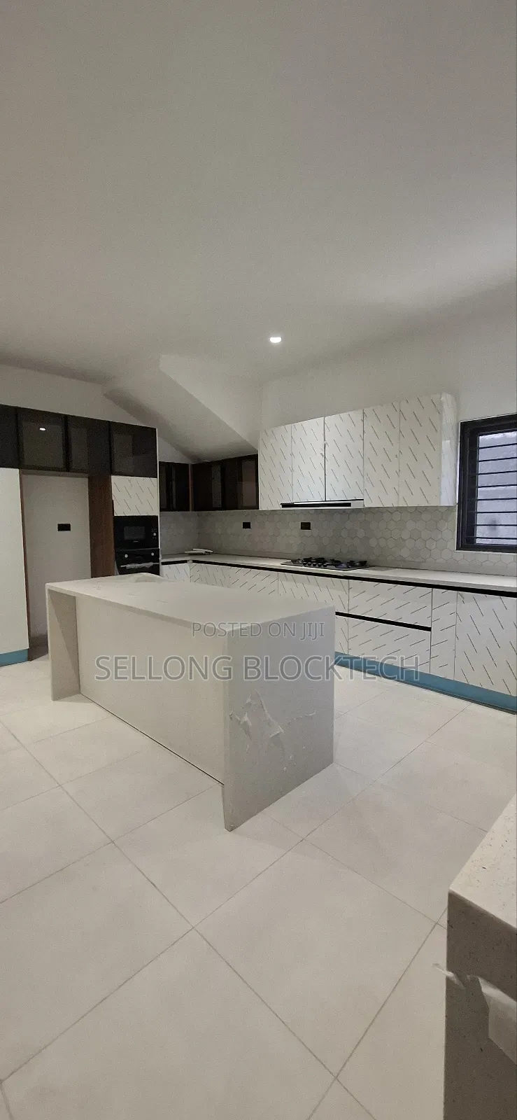 7bdrm Duplex in Main Asokoro for sale in Asokoro