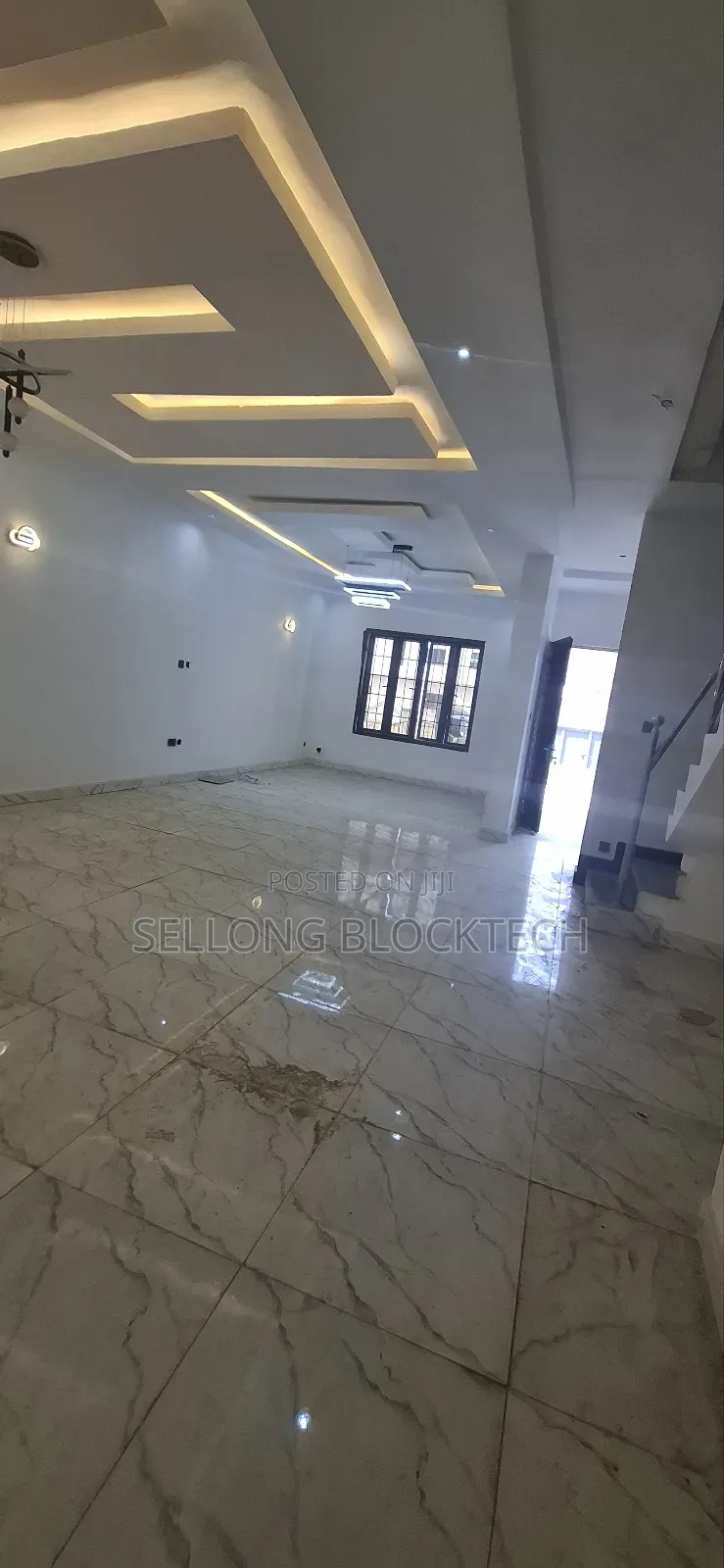 4bdrm Townhouse/Terrace in Main Guzape for sale in Guzape District