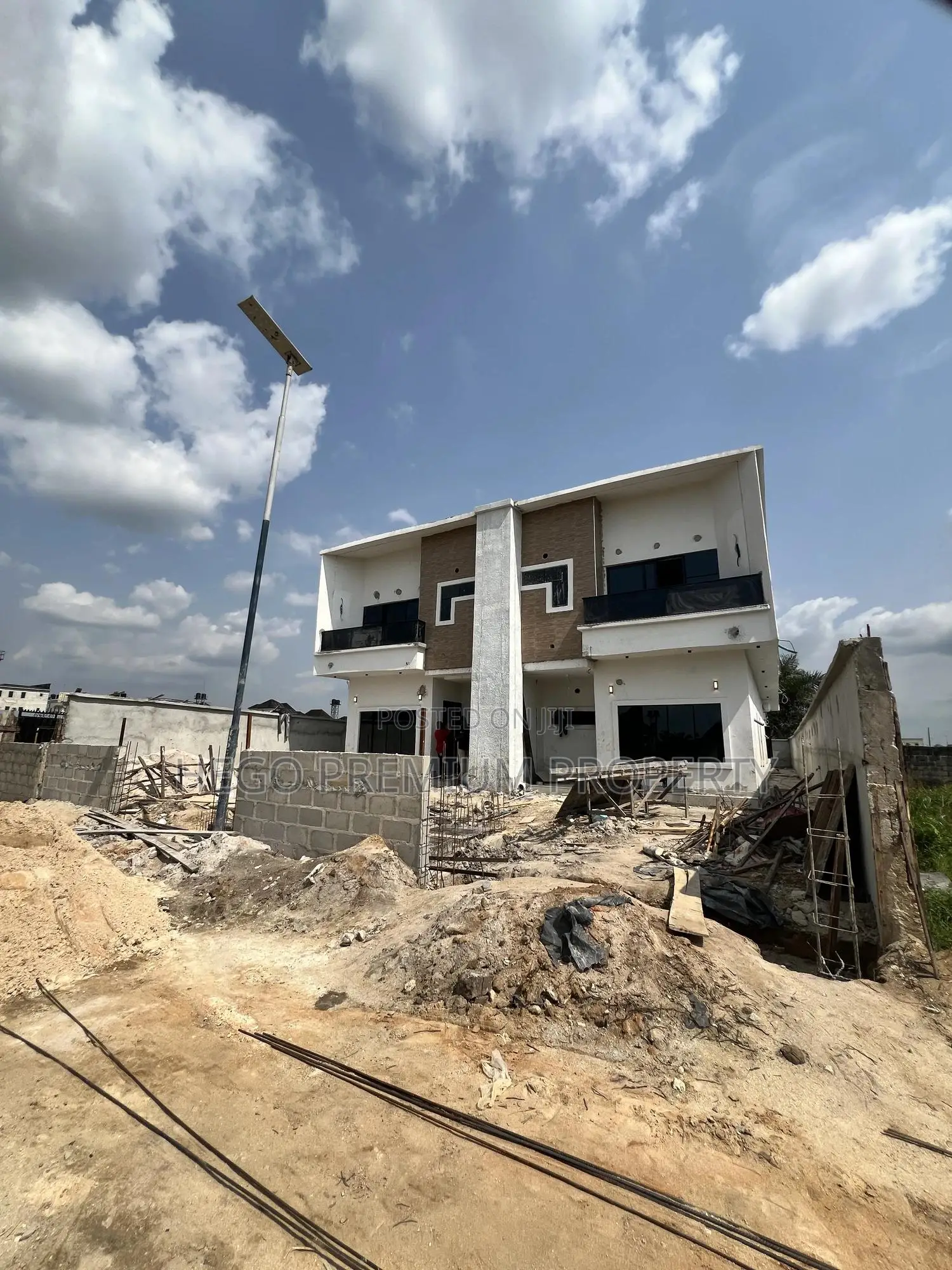 4bdrm Duplex in She'Ll Cooperative, Eneka for sale in Eneka