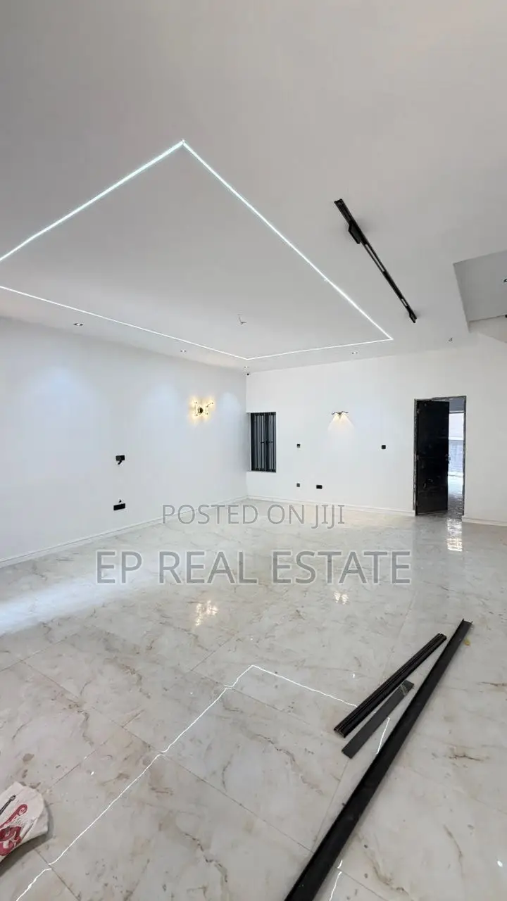 4bdrm Duplex in Mpape for sale in Mpape