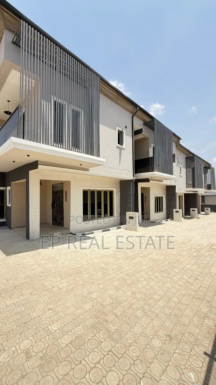 4bdrm Duplex in Mpape for sale in Mpape