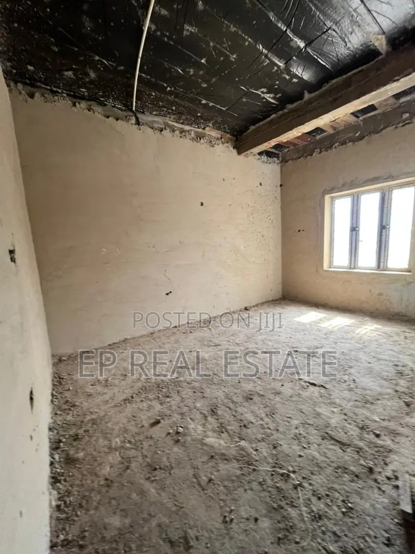 3bdrm House in Apo District for sale in Apo District