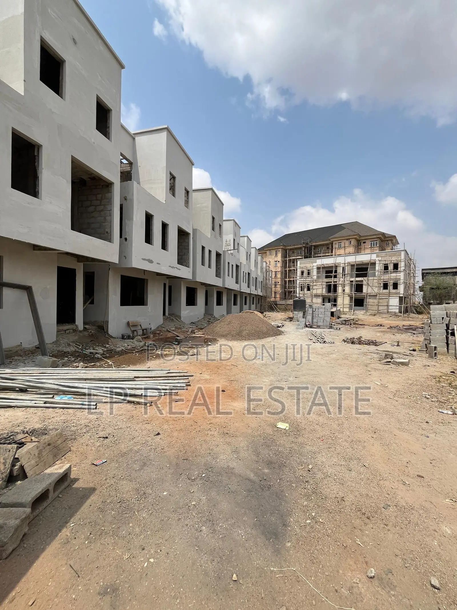 4bdrm Duplex in Gudu for sale in Gudu