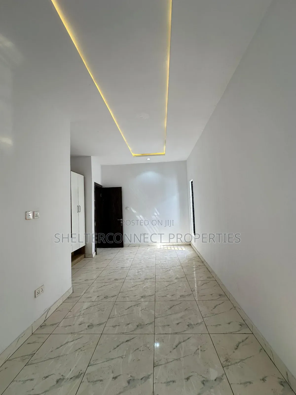 4bdrm Duplex in Ikota for sale in Ikota