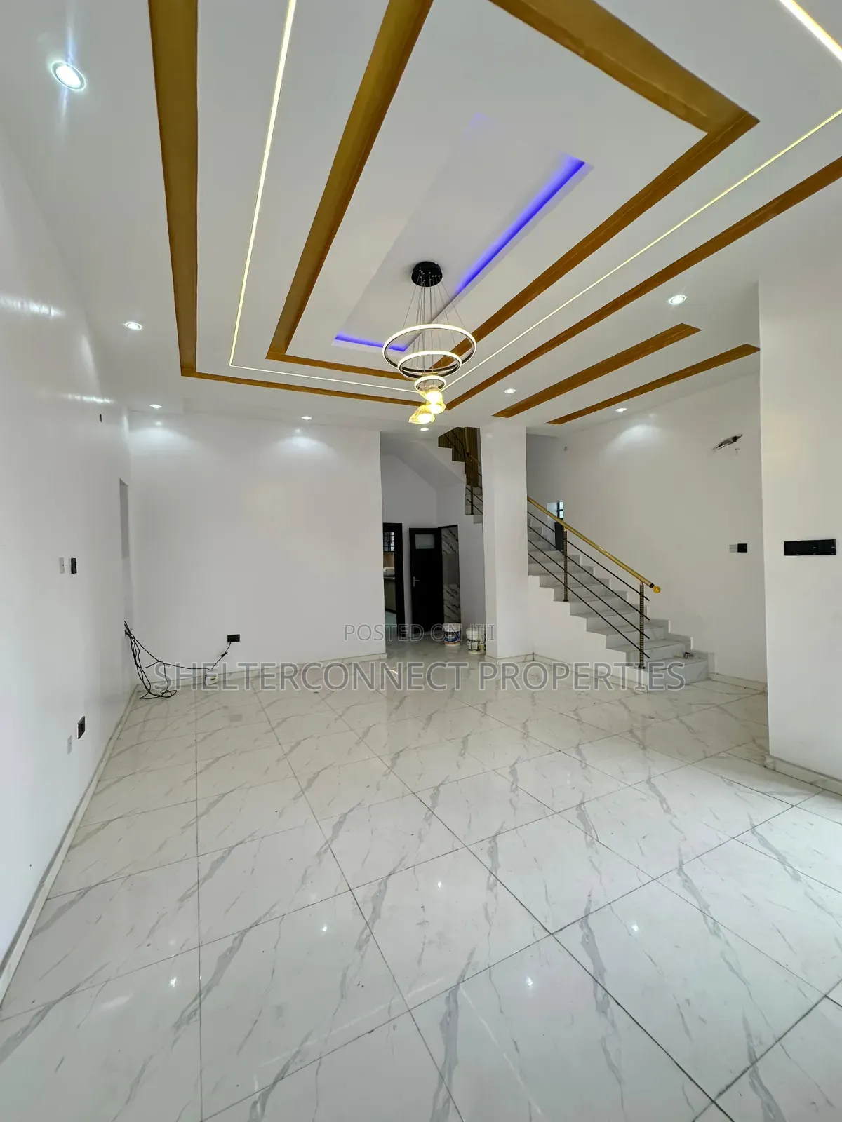 4bdrm Duplex in Ikota for sale in Ikota