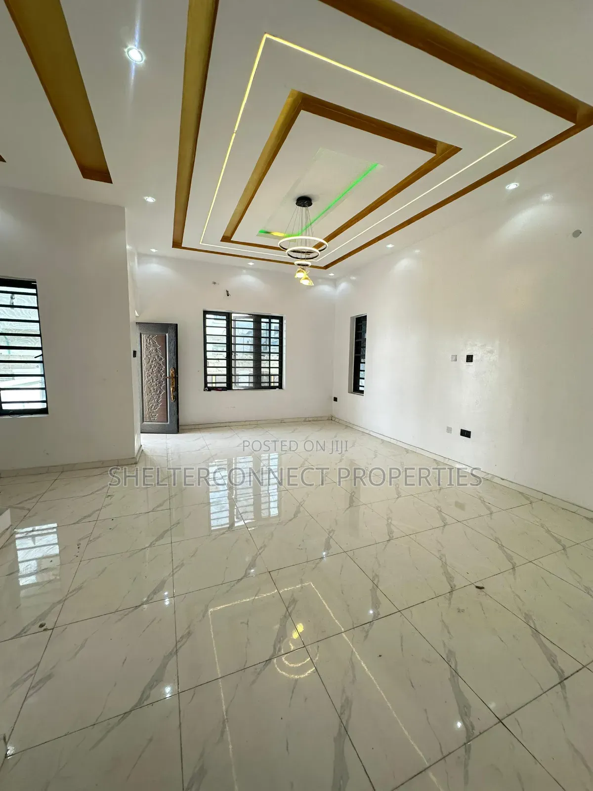 4bdrm Duplex in Ikota for sale in Ikota
