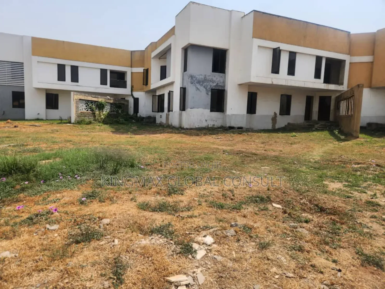 4bdrm Duplex in Life Camp Abuja for sale in Life Camp