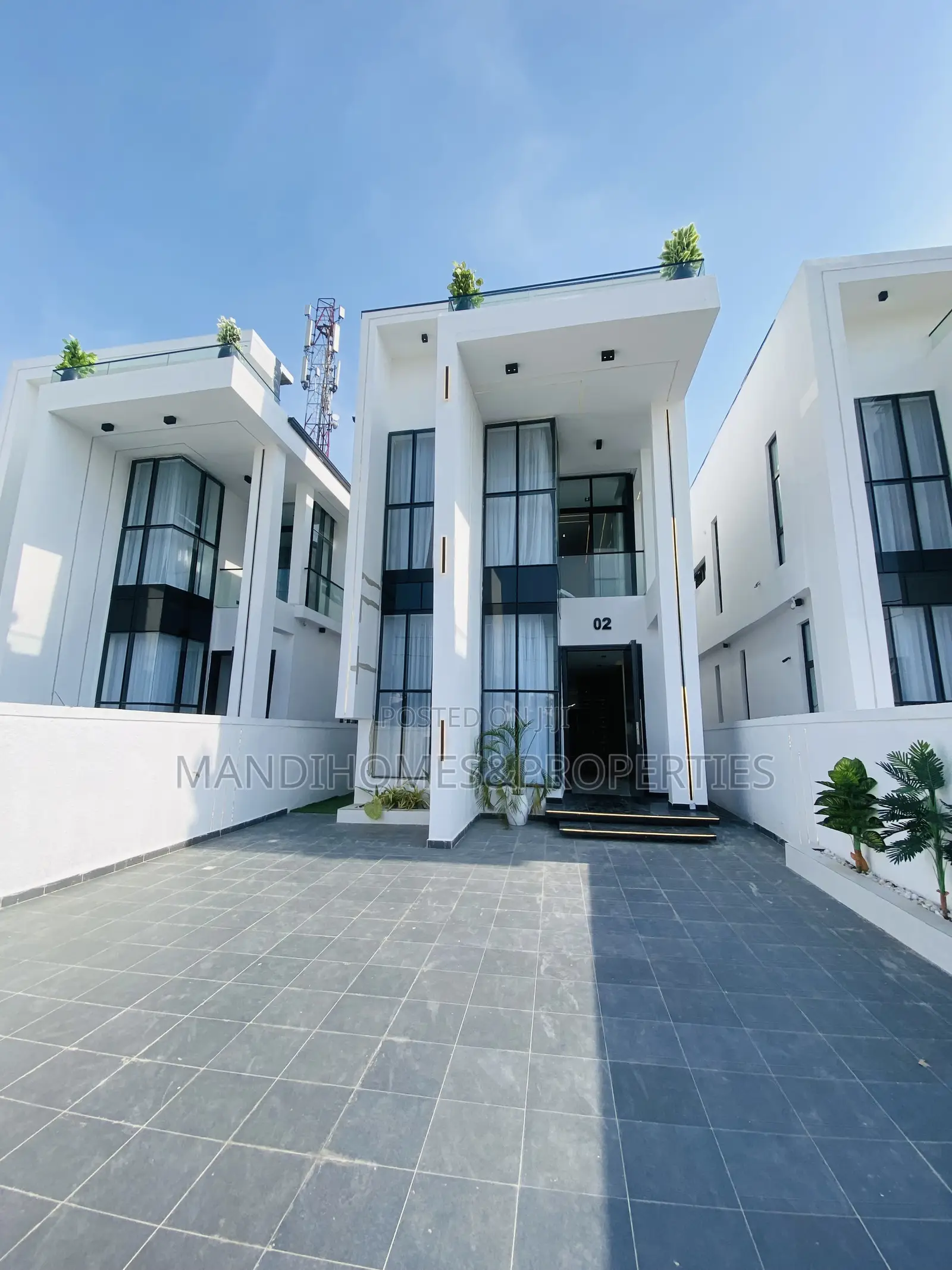 5bdrm Duplex in Lekki for sale in Lekki