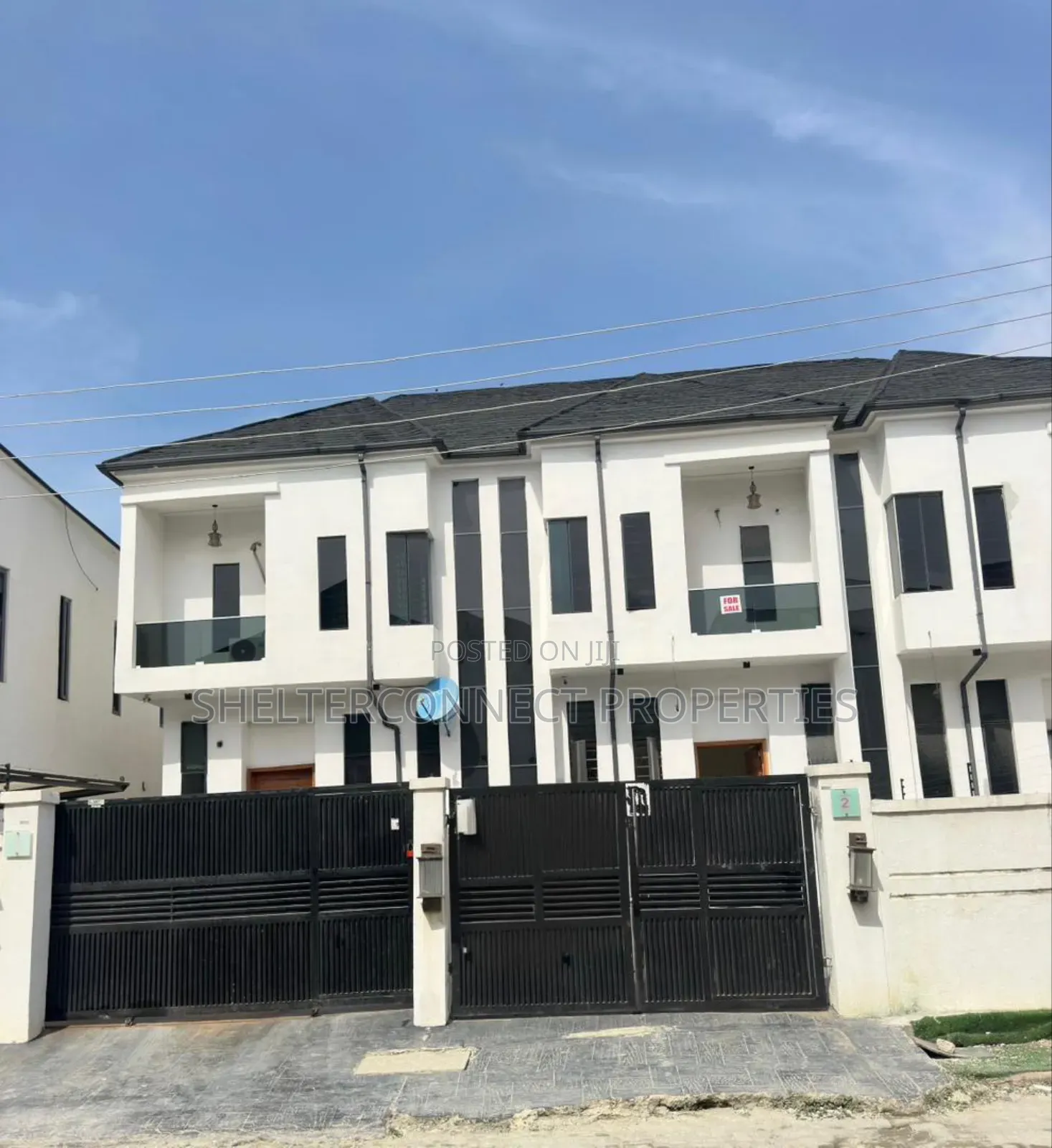 4bdrm Duplex in Ikota for sale in Ikota