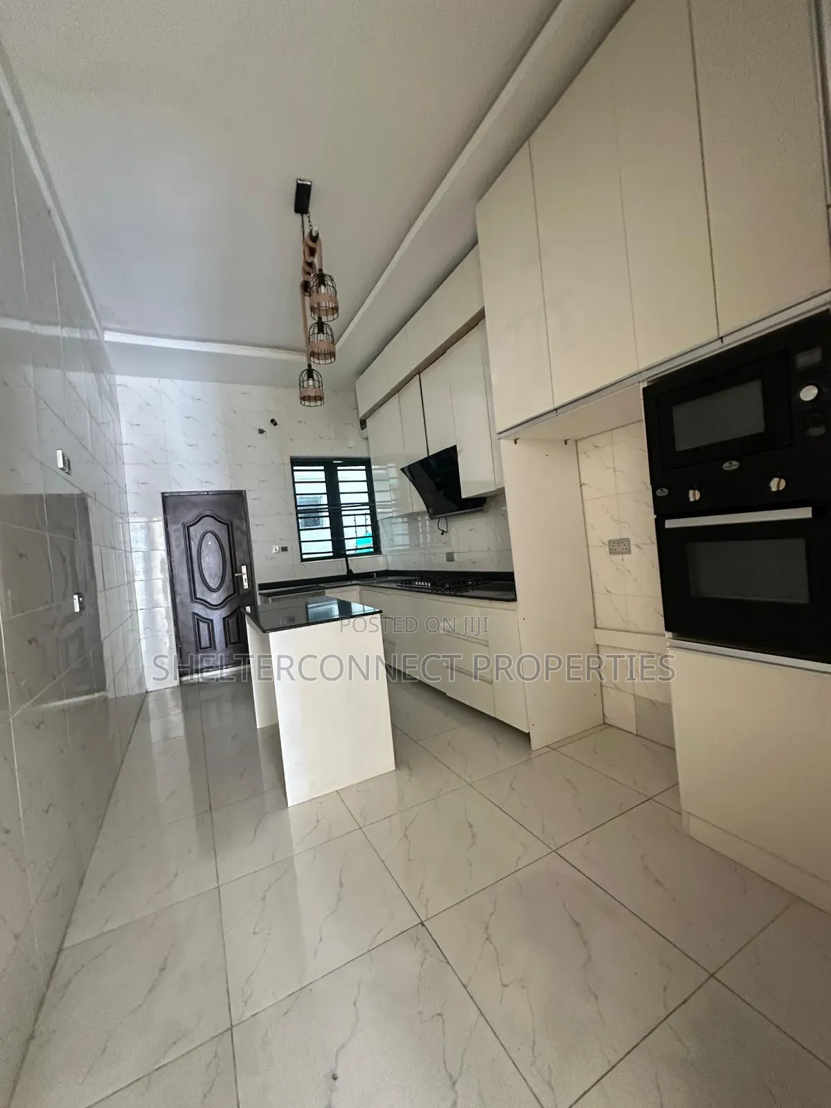4bdrm Duplex in Ikota for sale in Ikota