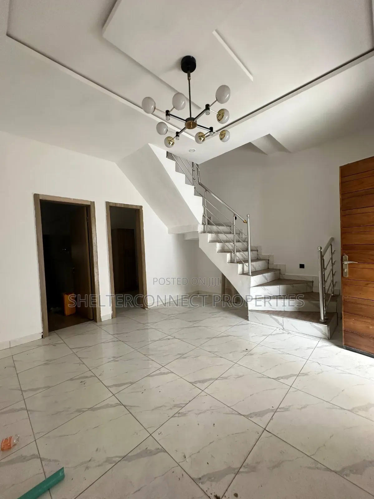3bdrm Duplex in Ikota for sale in Ikota