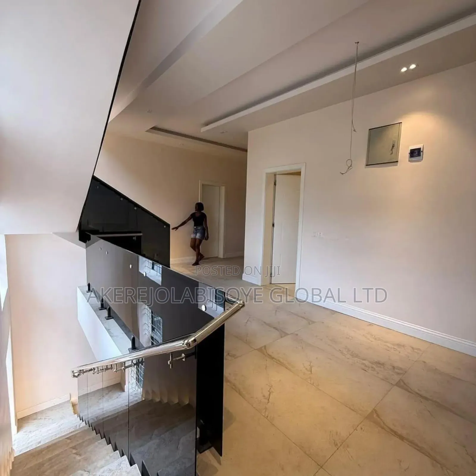 5bdrm Duplex in Guzape District for sale in Guzape District