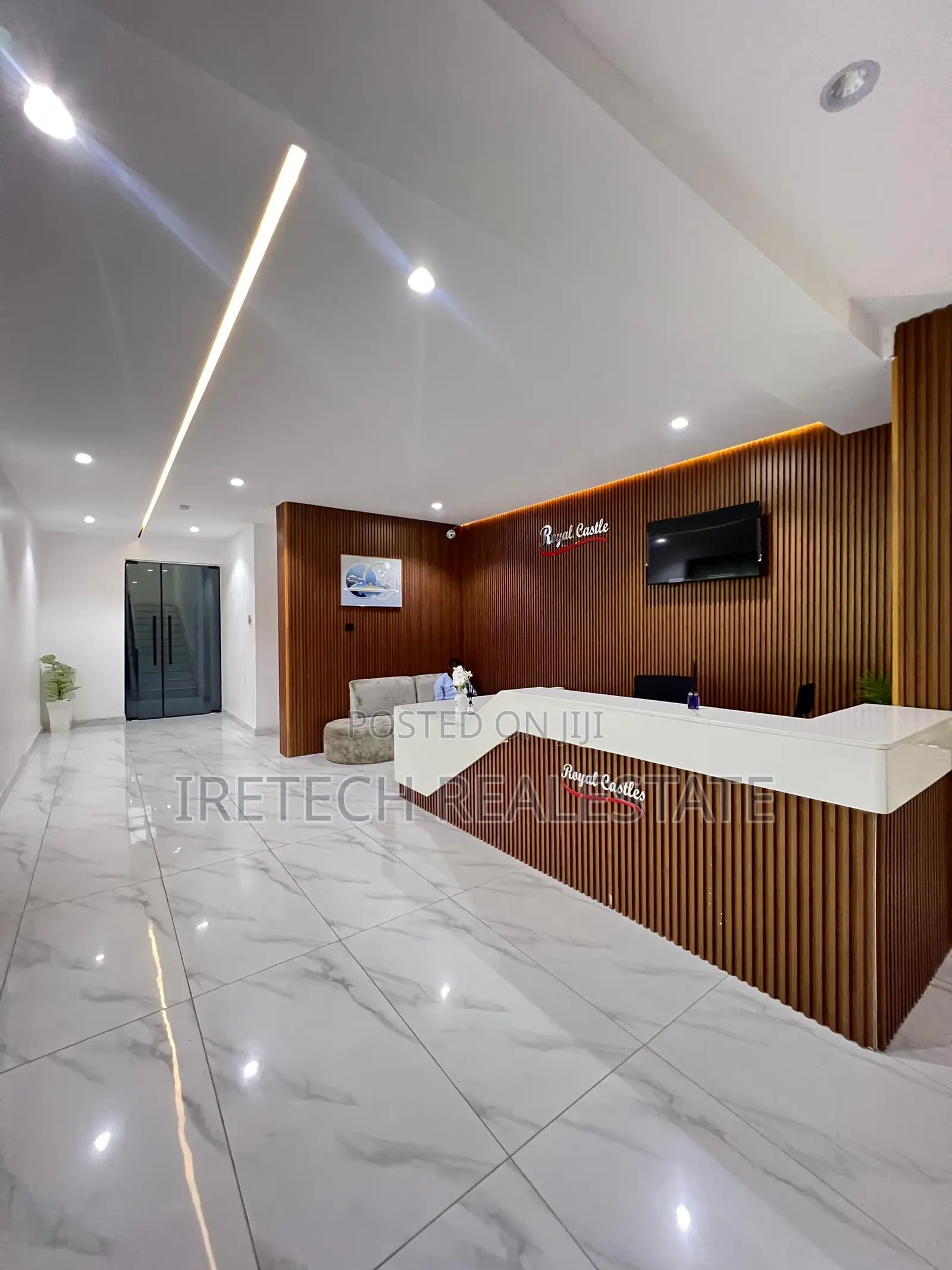 2bdrm Apartment in Off Freedom Way In, Lekki Phase 1 for sale in Lekki Phase 1