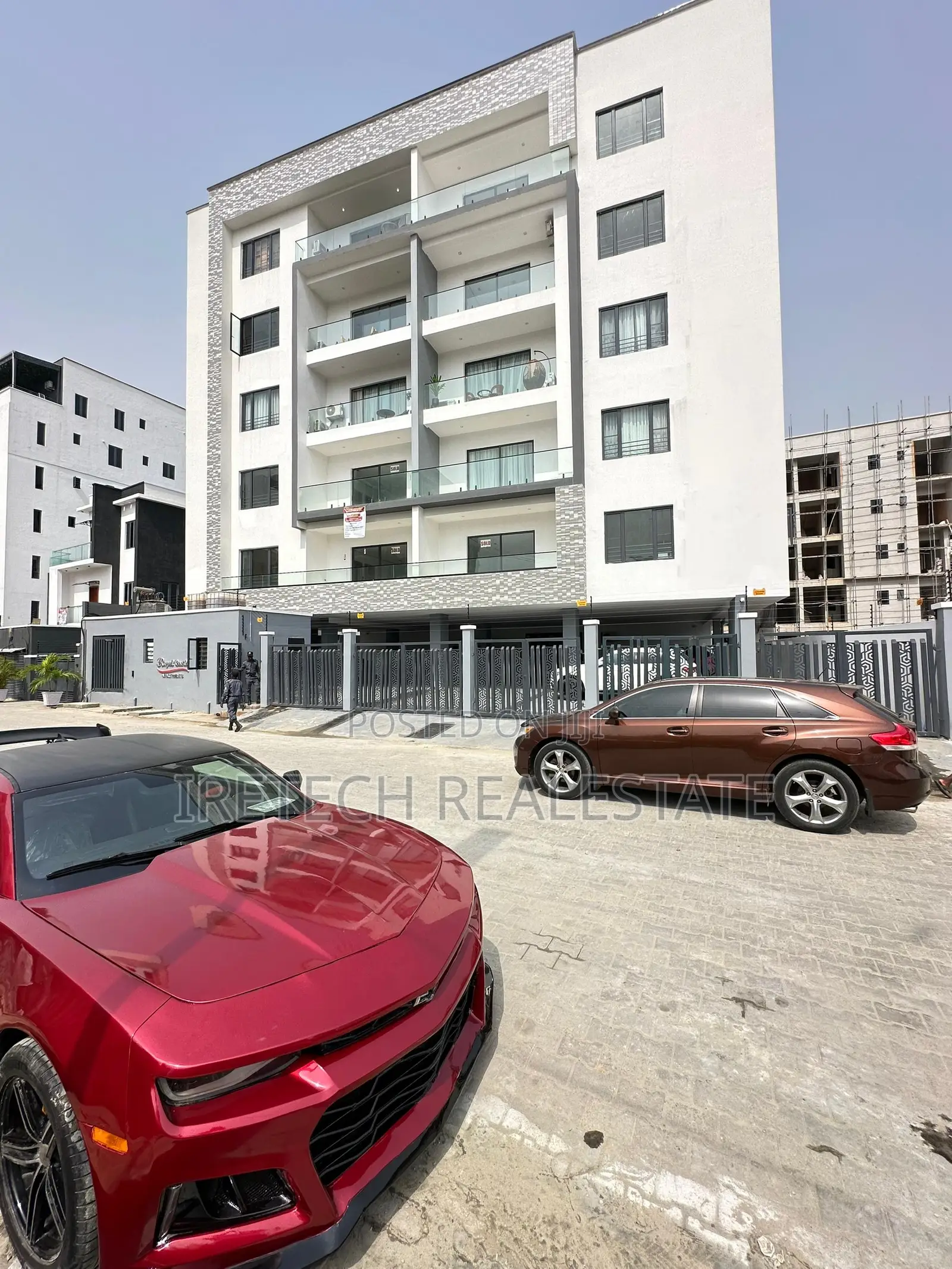 2bdrm Apartment in Off Freedom Way In, Lekki Phase 1 for sale in Lekki Phase 1