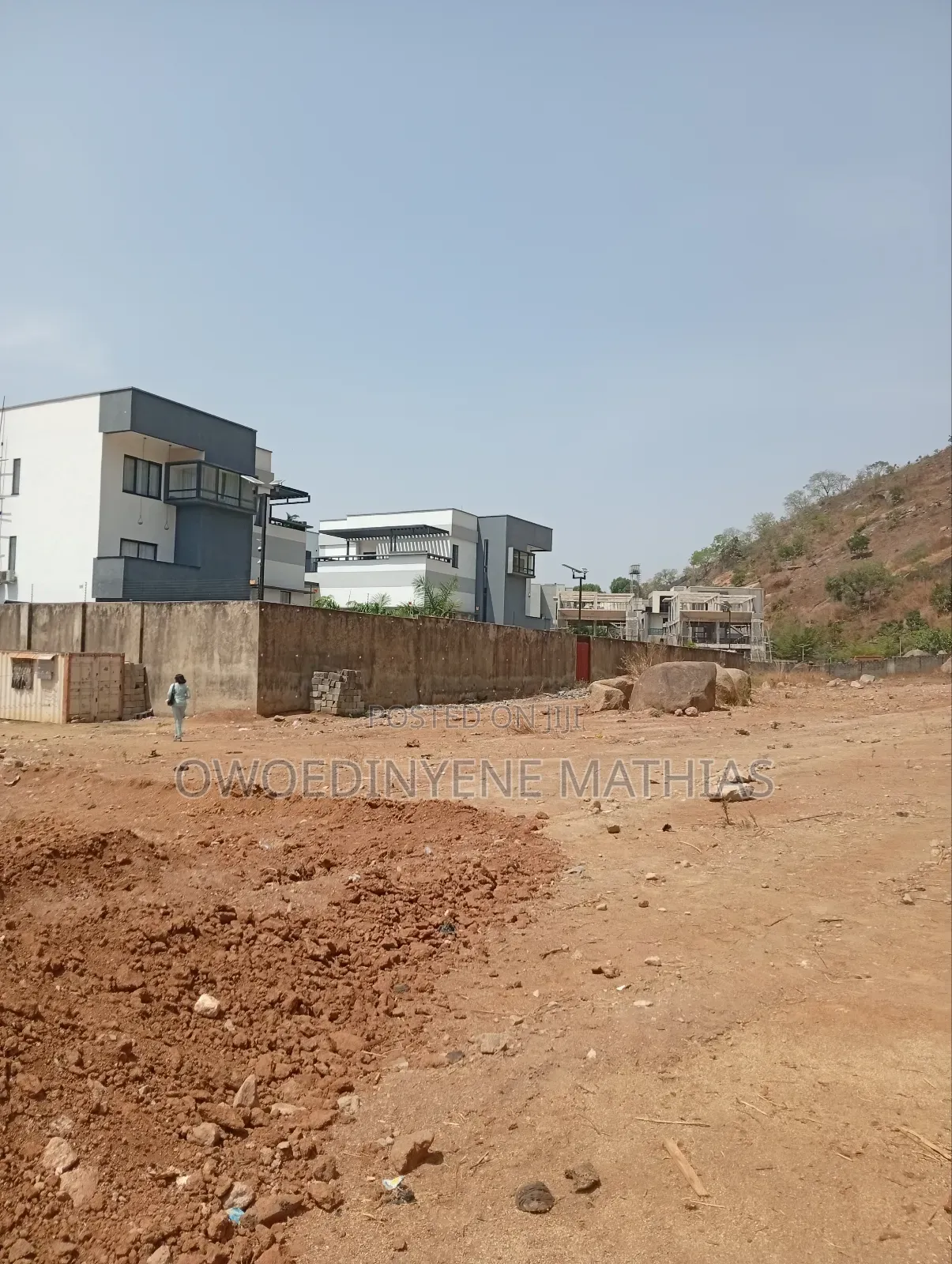 500sqm but and Build at Katampe Diplomatic Zone in Katampe Extension
