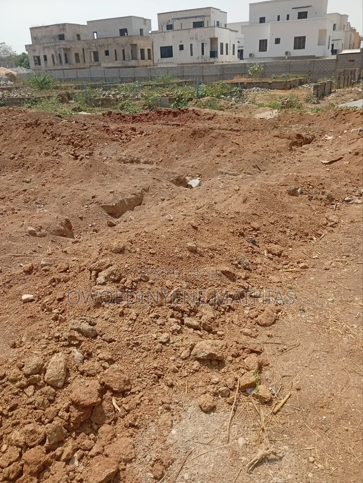 500sqm but and Build at Katampe Diplomatic Zone in Katampe Extension