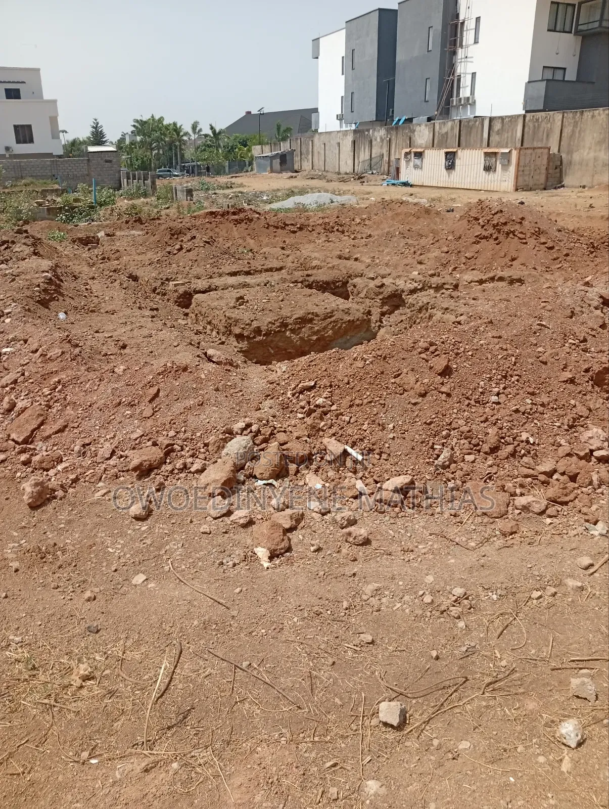 500sqm but and Build at Katampe Diplomatic Zone in Katampe Extension