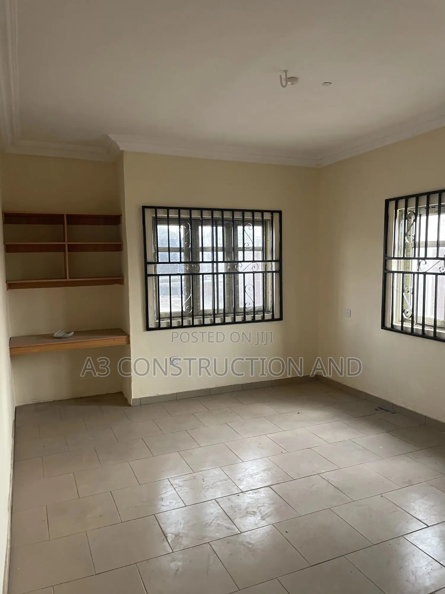 3bdrm Block of Flats in Akala Akobo , Adeoye for rent in Akobo