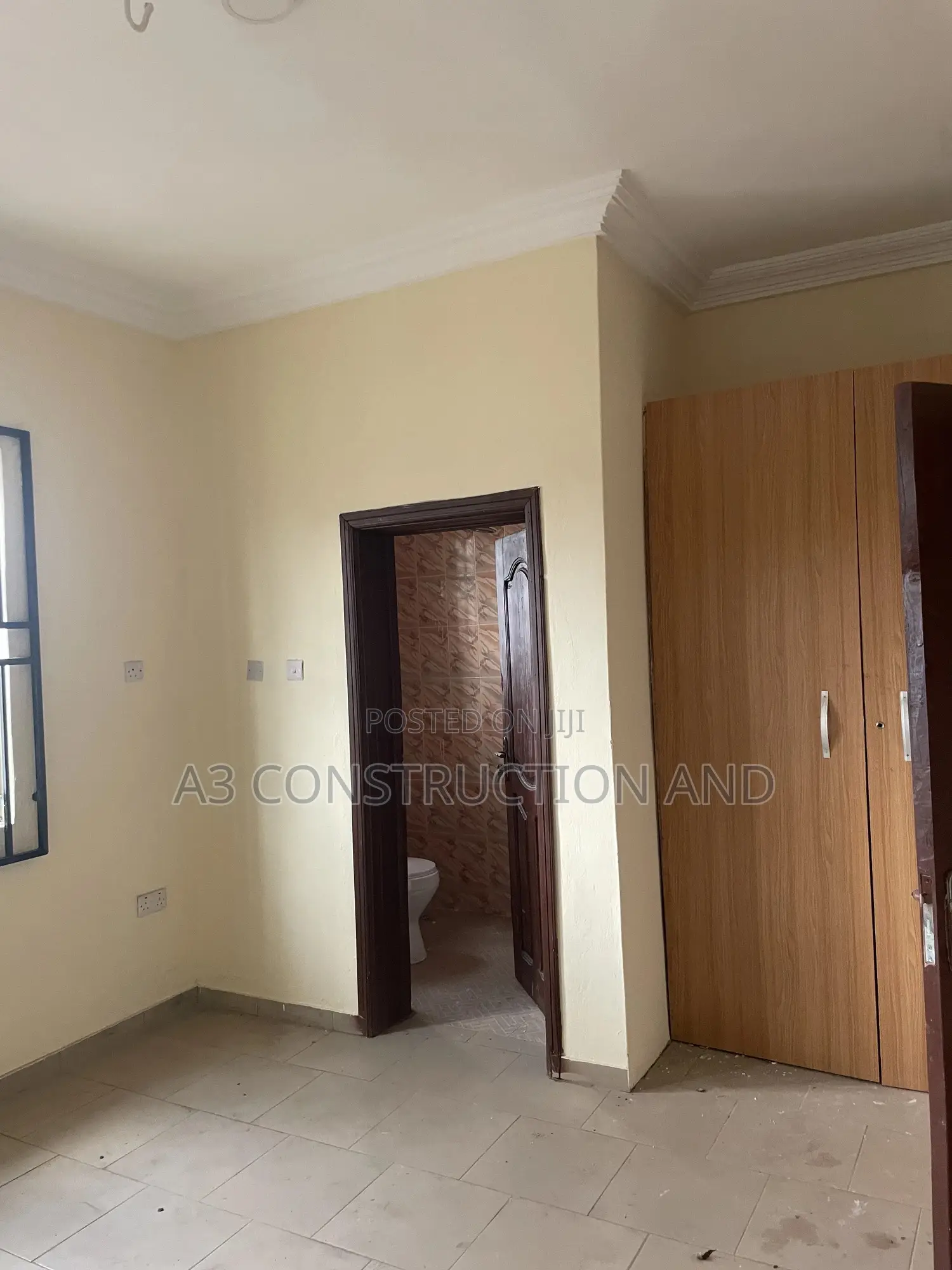 3bdrm Block of Flats in Akala Akobo , Adeoye for rent in Akobo