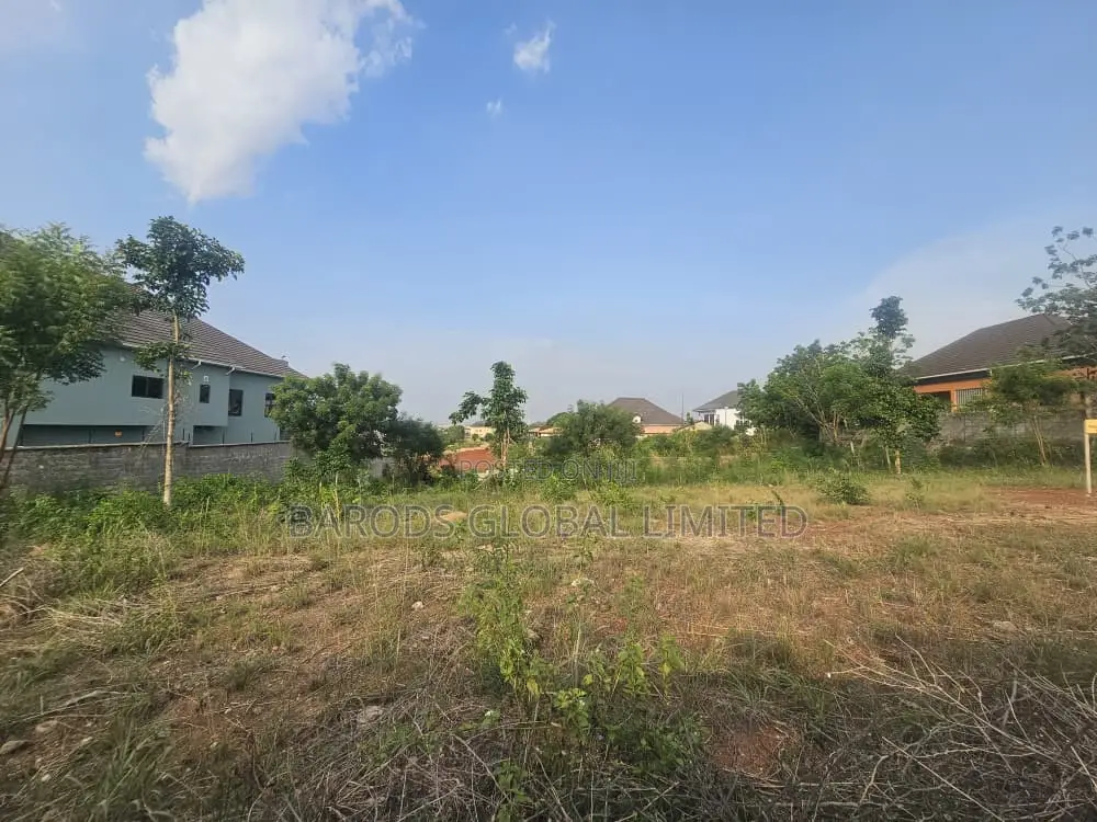 Fenced 1000sqm Residential Land in Osoba Presidential Hilltop in Abeokuta South