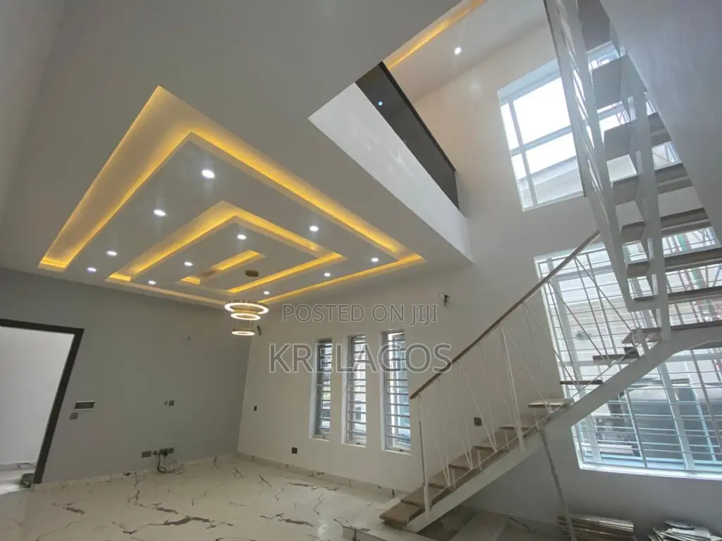4bdrm Duplex in Orchid, Chevron for sale in Chevron