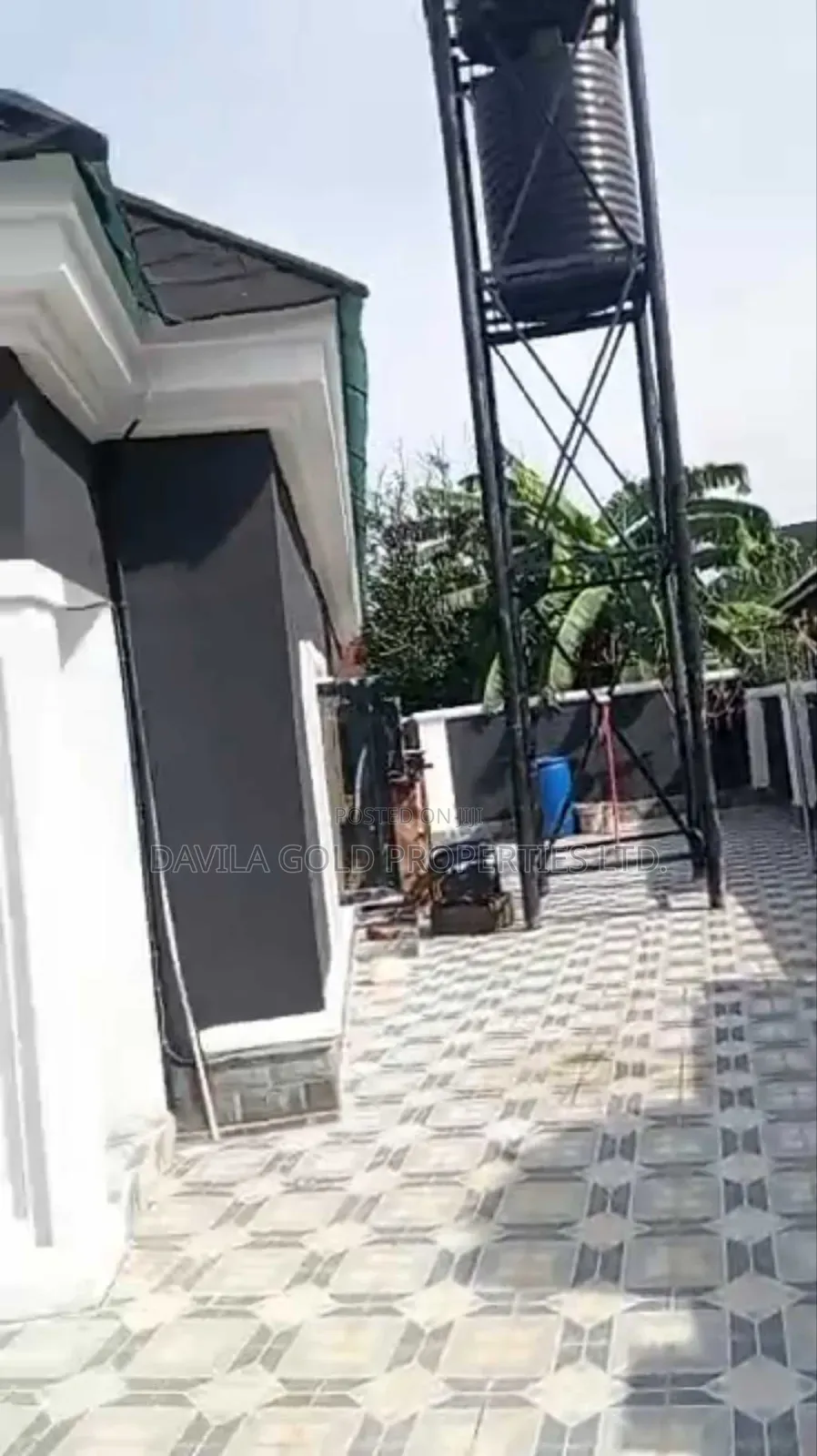 11bdrm Block of Flats in Benin City for sale in Benin City