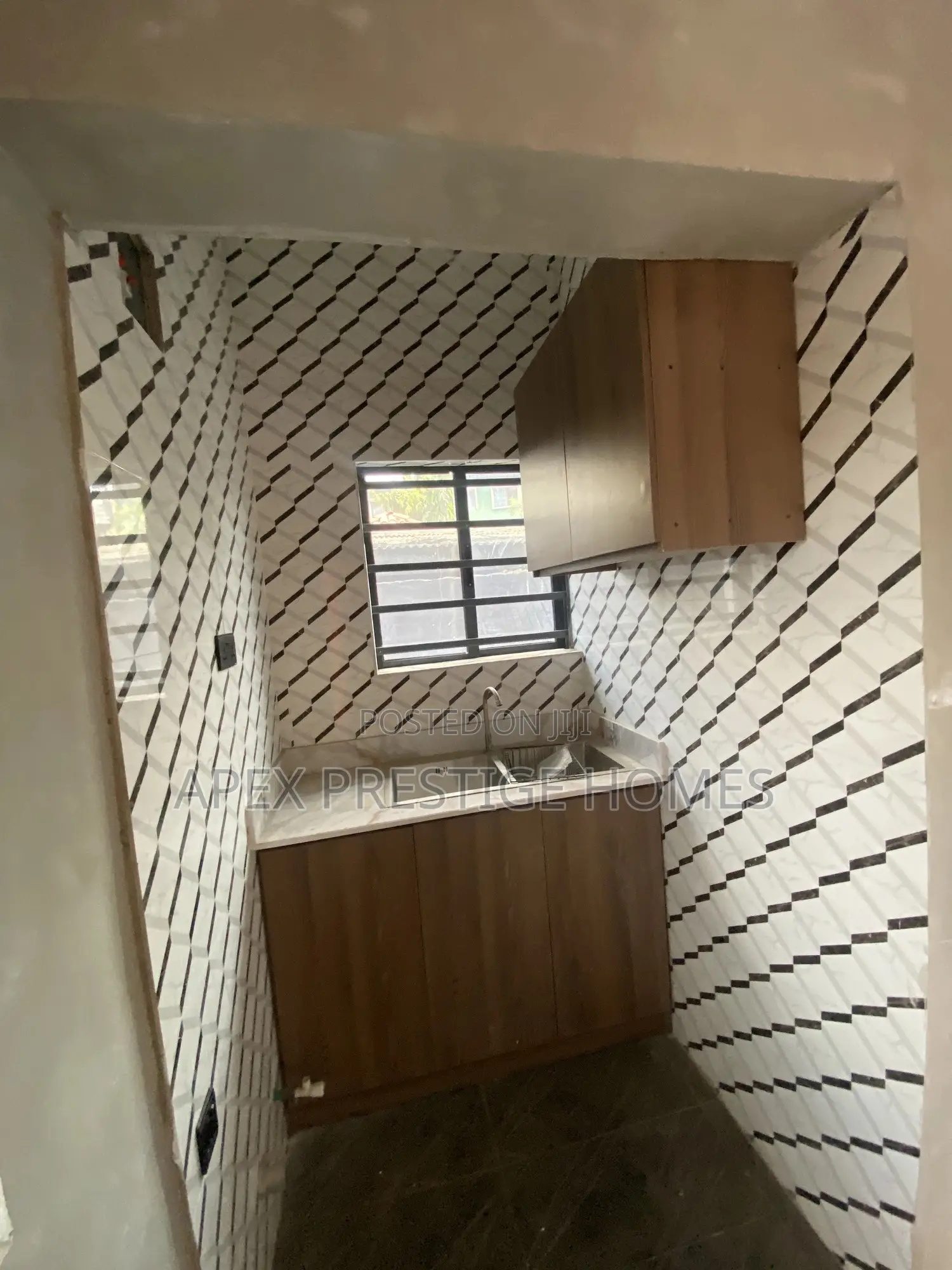 Studio Apartment in Onike, Yaba for rent in Yaba